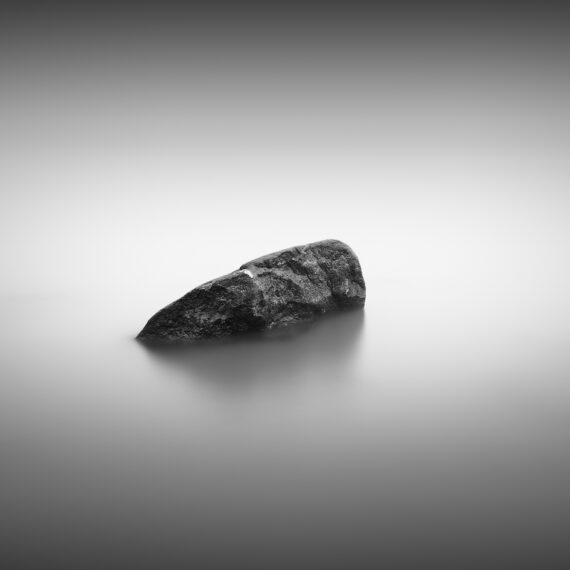 rock in the water markermeer